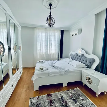 Konyaalti Furkan Family Апартаменты *